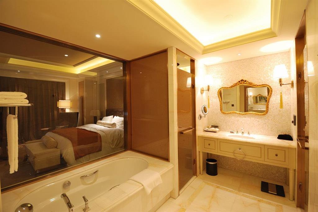 Wanda Vista Shenyang Hotel Стая снимка