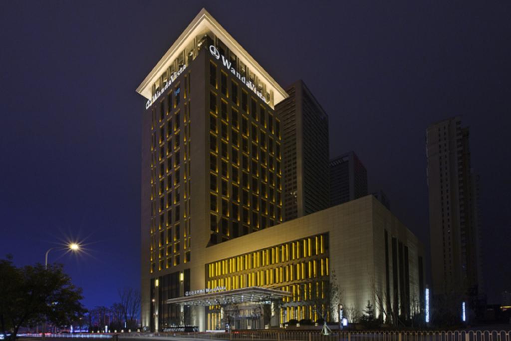 Wanda Vista Shenyang Hotel Екстериор снимка